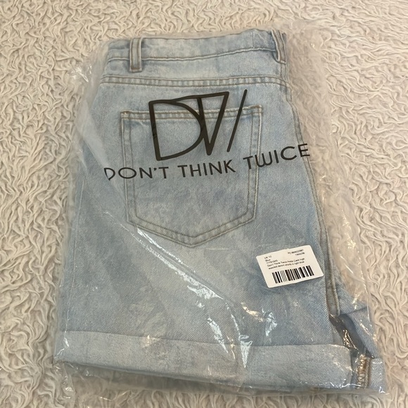 BRAND NWT!!!! Petite Boutique Denim Shorts - Picture 10 of 10